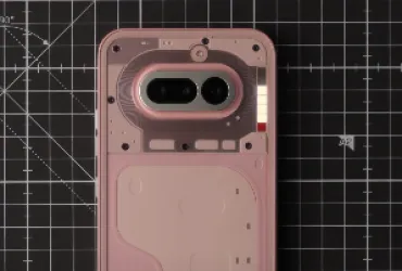 Nothing Phone (4a) si tinge di rosa: design e nuove funzionalità svelate