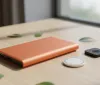 Xiaomi rivoluziona il mercato: Power bank ultra sottile e localizzatore compatibile con Apple e Android