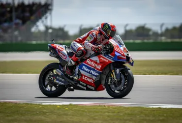 Raul Fernandez: Eroico podio in Thailandia nonostante l'infortunio alla spalla