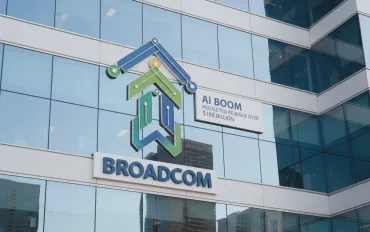 Broadcom: Boom IA, ricavi previsti oltre 100 miliardi di dollari