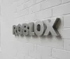 Roblox: IA modifica i messaggi in chat per un ambiente più educato