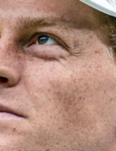 Sinner domina a Indian Wells: Shapovalov è il prossimo ostacolo