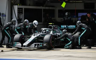 Mercedes domina l'Australia: Russell esulta, Antonelli promette battaglia