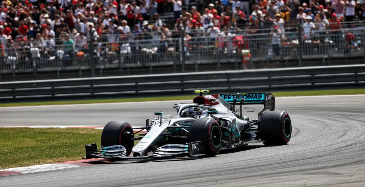 Mercedes sfida Ferrari: È di nuovo battaglia al vertice in F1!