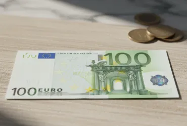 Gioco online: stretta sui contanti, tetto a 100 euro nei PVR