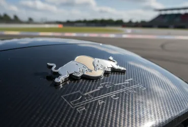 Hadjar illude, Poi il guasto: Ero in testa, rumore orribile!