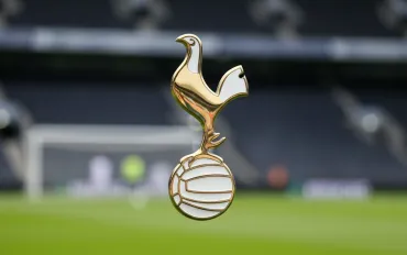 Tottenham, disfatta in Champions: Tudor umilia il portiere Kinský e scatena la bufera