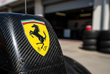 Ferrari all'assalto in Cina: sfida alle Mercedes nel weekend Sprint