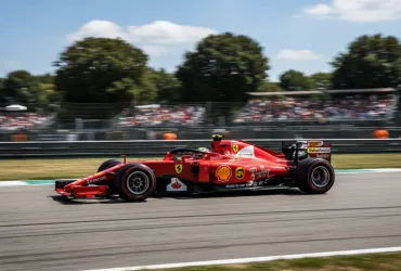 Leclerc: Duelli più strategici, Ferrari vicina a Mercedes a Shanghai