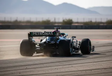 Antonelli nella leggenda: vince in Cina e riporta l'Italia sul tetto del mondo!