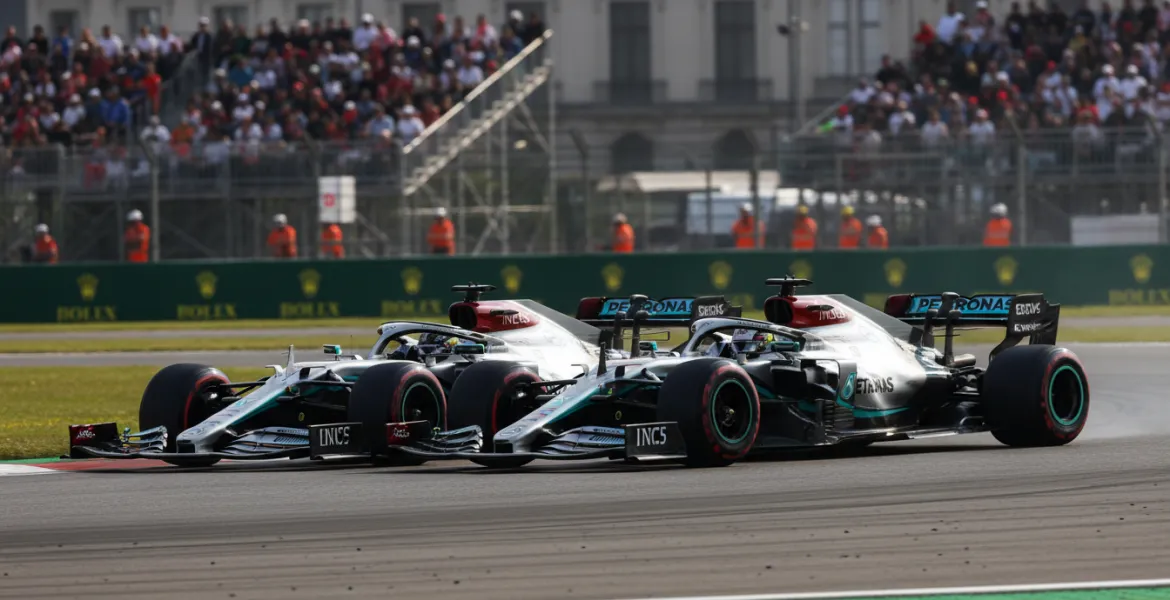 Mercedes: Antonelli sfida Russell, amicizia al capolinea?