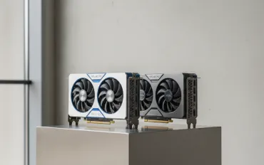 Intel Arc Pro B70 e B65: le nuove GPU per workstation in arrivo