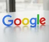 Google riscrive i titoli delle notizie con l'AI: Rivoluzione o manipolazione