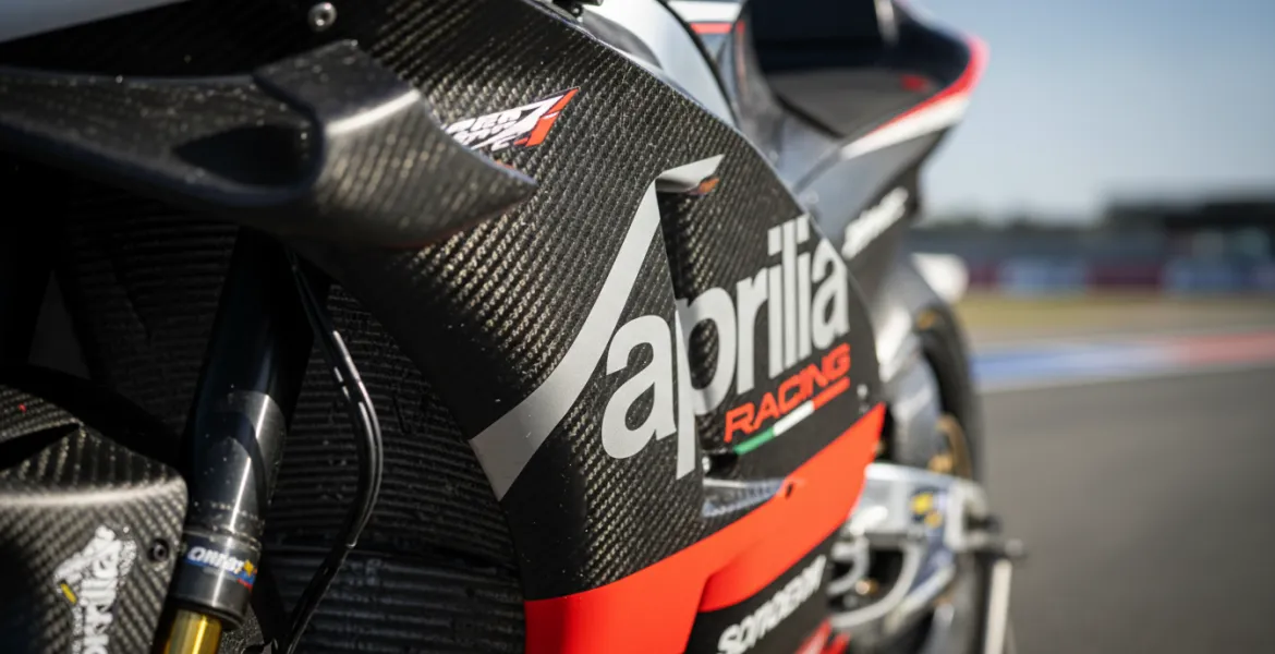 Bezzecchi trionfa, Martin incalza: Aprilia domina il GP!