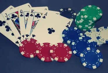 Poker a torneo: a gennaio spesa a +9,6%. Pokerstars, Lottomatica e Sisal sul podio