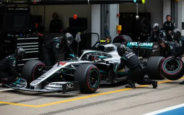 Antonelli riscrive la storia: l'Italia torna al vertice della F1 dopo 21 anni!