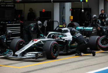 Antonelli riscrive la storia: l'Italia torna al vertice della F1 dopo 21 anni!