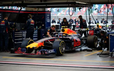 Terremoto in Red Bull: Verstappen pronto all'addio?