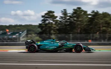 Aston Martin: Stroll ironizza, un campionato a parte per non affondare