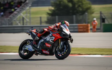 Bezzecchi riscrive la storia: domina la MotoGP e si avvicina ai miti!