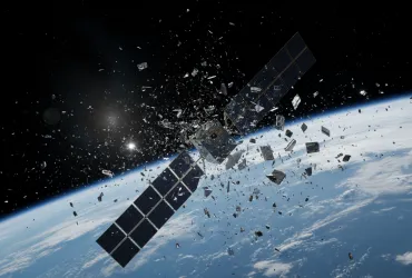 Allarme nello spazio: satellite Starlink si disintegra in orbita