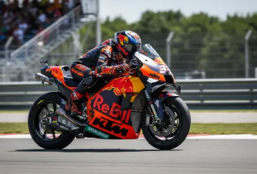 Vinales operato alla spalla: Rimosso il dolore, mira al ritorno in MotoGP