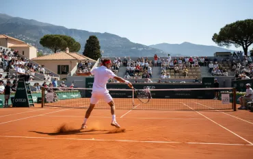 Monte-Carlo Masters: Sinner Debutta in Discesa, Alcaraz Affronta Subito Wawrinka