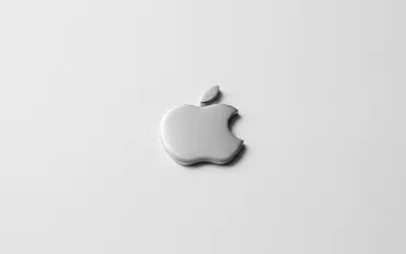 Apple celebra 50 anni di storia: dal garage alla conquista dell'IA