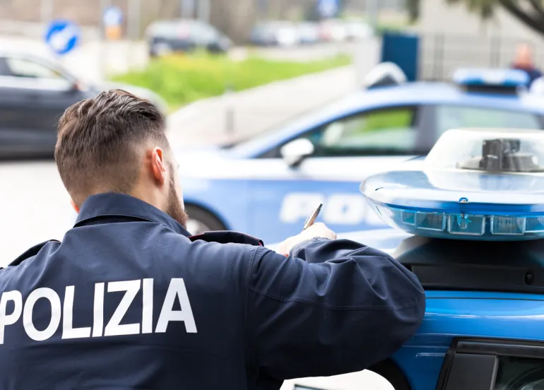 Canosa di Puglia: controlli della Polizia sul territorio, nel mirino anche due sale giochi