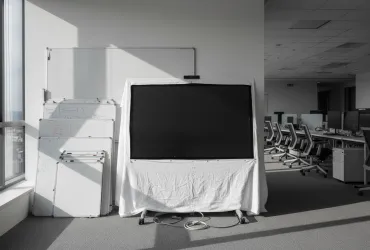 Microsoft abbandona Surface Hub: fine di un'era per le lavagne digitali