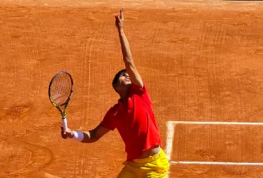 Alcaraz si ritira dal torneo di Barcellona: un fulmine a ciel sereno