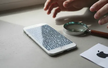 Apple: Bug blocca iPhone a causa di un carattere ceco