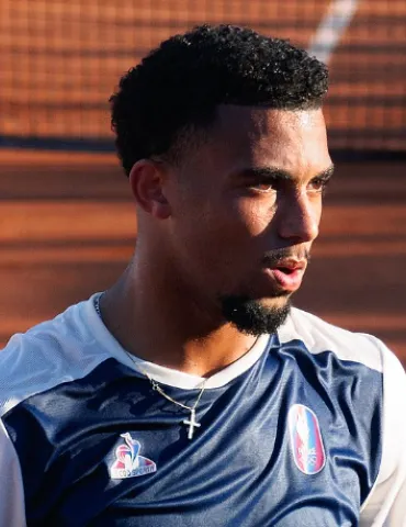 Arthur Fils trionfa a Barcellona: Sconfigge Rublev e conquista il titolo ATP 500