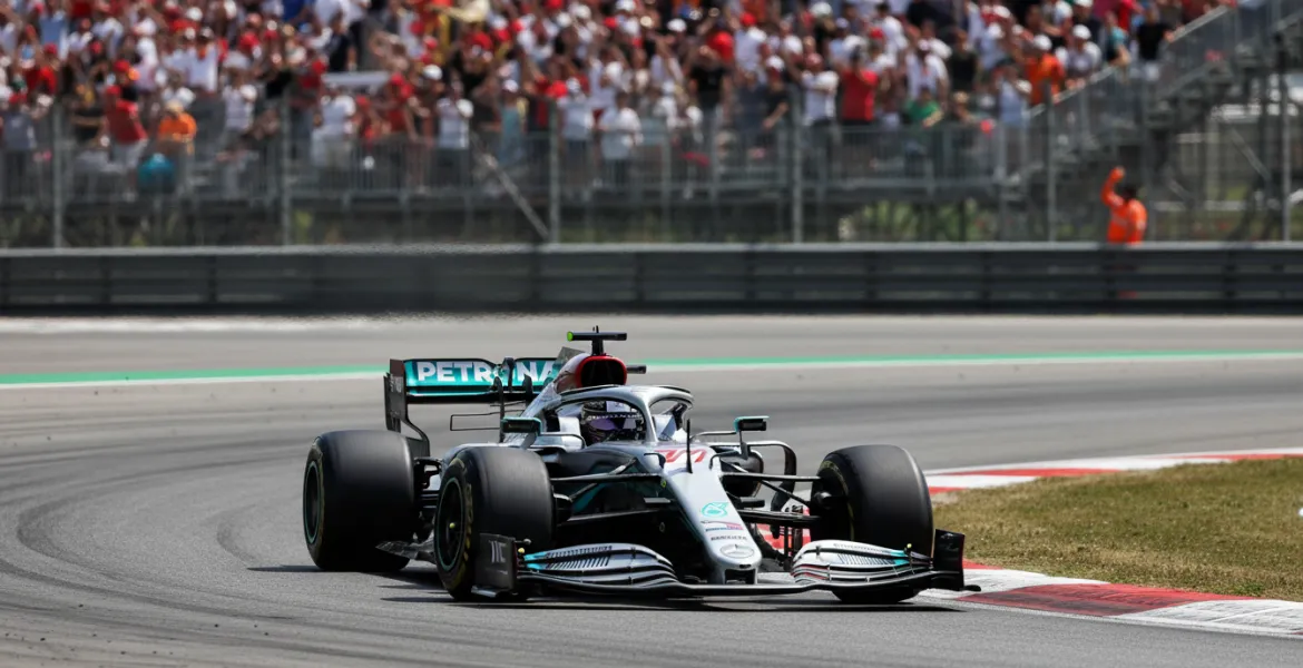 La Formula 1 è più grande di ogni campione: George Russell sposa la linea di Stefano Domenicali su Max Verstappen