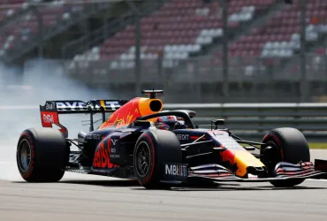 Red Bull RB22: Max Verstappen a Silverstone per la riscossa del team