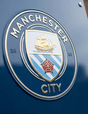 Haaland decide la sfida con il Burnley: il City vola in vetta e avverte l'Arsenal