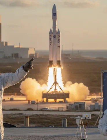 Corsa allo Spazio: NASA accelera la missione SpaceX Crew-13 per il futuro di Artemis