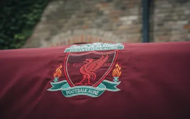 Liverpool blinda Giovanni Leoni: Arne Slot stronca i sogni dell'Inter