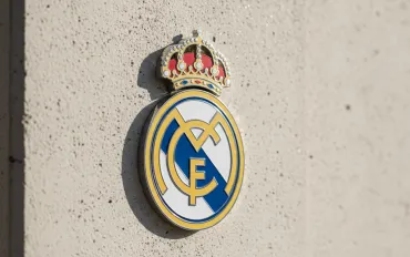 Il Real Madrid si riprende Nico Paz: addio al Como e sogni infranti per l'Inter