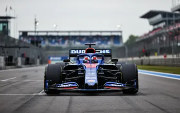 Williams e la sfida FW48: un nuovo telaio estivo per sconfiggere il sovrappeso