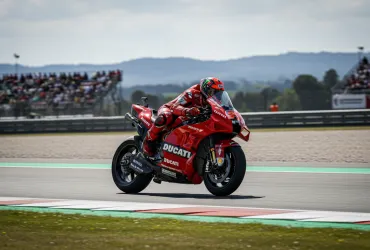 Ducati tra luci e ombre a Jerez: il trionfo di Alex Marquez non placa l'amarezza di Dall'Igna