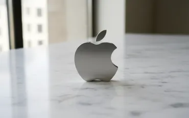 Apple trionfa nel secondo trimestre 2026: ricavi record e la nuova era di John Ternus