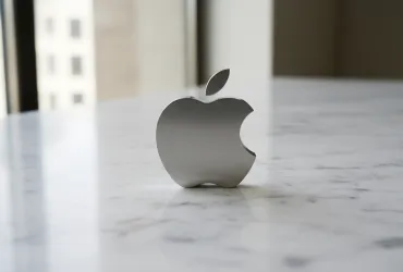 Apple trionfa nel secondo trimestre 2026: ricavi record e la nuova era di John Ternus