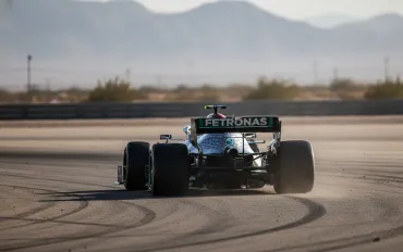 Mercedes domina ma le partenze sono un incubo: l'allarme di Toto Wolff