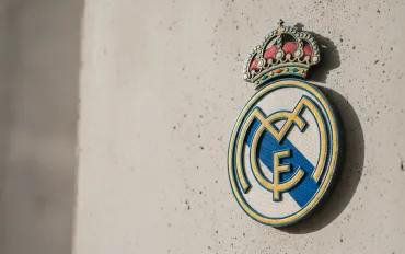 Caos Real Madrid: rissa tra Rudiger e Carreras e spogliatoio a pezzi prima del Clasico