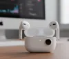 AirPods con fotocamera: Apple rivoluziona l'intelligenza artificiale indossabile