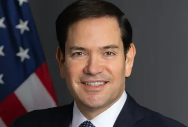 Marco Rubio a Roma: missione diplomatica per ricucire con Meloni e il Vaticano