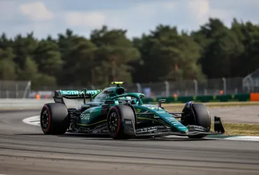 La filosofia zen di Fernando Alonso: la strategia del silenzio tecnico in casa Aston Martin