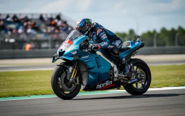 MotoGP Le Mans: Ai Ogura riscrive la storia, il Giappone sul podio dopo 14 anni