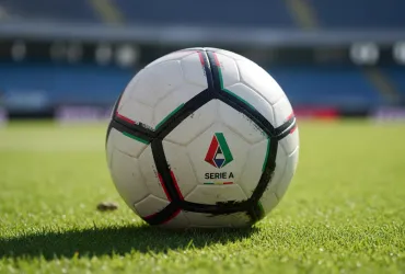 Serie A, caos calendario per la 37ª giornata: il derby Roma-Lazio tra tennis e lotta Champions